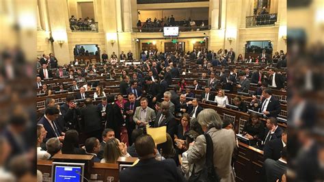 Ley Mordaza aprueban en Congreso artículo que afectaría a la prensa