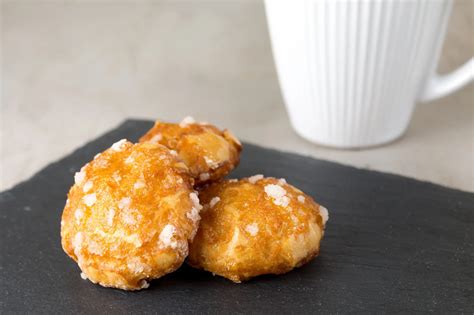 Buñuelos de plátano - Cooking with Valentina - Cultural Bytes ...