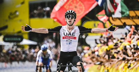 Adam Yates remporte la 1ère étape du Tour de France devant son frère