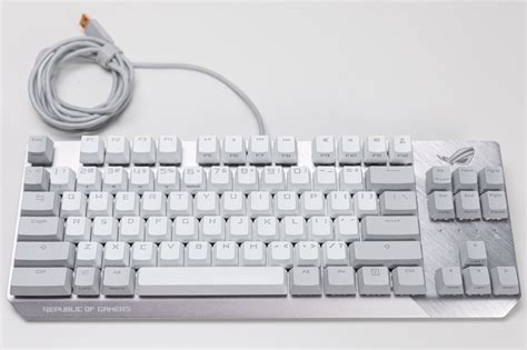 Review Rog Strix Scope Nx Tkl Moonlight White Una Dintre Cele Mai