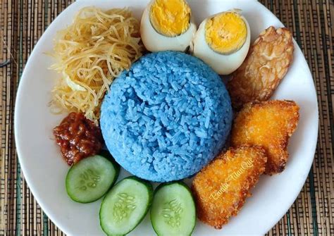 Resep Nasi Uduk Bunga Telang Oleh Bunda Titanque Cookpad