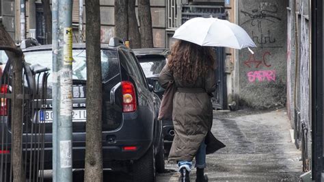 Nevreme se sručilo i na Beograd Potop na ulicama glavnog grada jaki