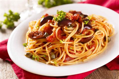 Sun Dried Tomato Olive Pasta In Fresh Tomato Sauce By Archanas Kitchen