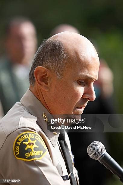 595 La Sheriff Lee Baca Stock Photos High Res Pictures And Images