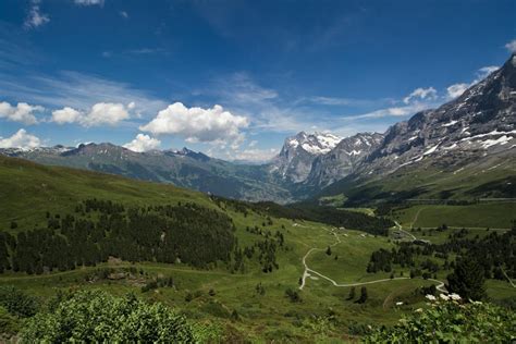 4 Redenen Om Te Kiezen Voor Een Wandelvakantie In Zwitserland