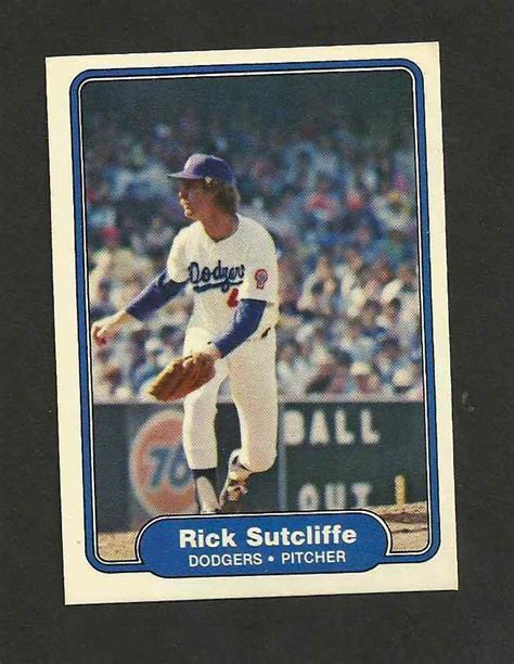 1982 FLEER BASEBALL CARD 25 RICK SUTCLIFFE Los Angeles Dodgers Mint