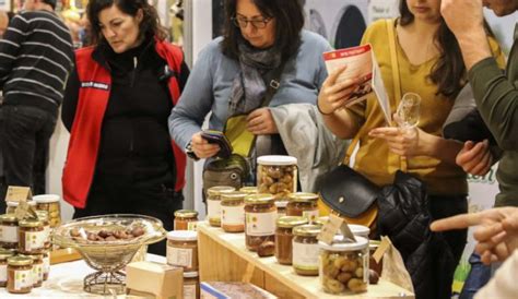 Un Salon D Di Aux Vins Et La Gastronomie S Installe Au Parc Des