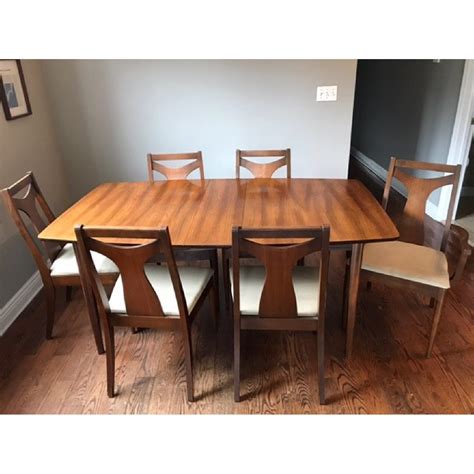 Mid Century Modern Wood Dining Table W 6 Chairs Aptdeco