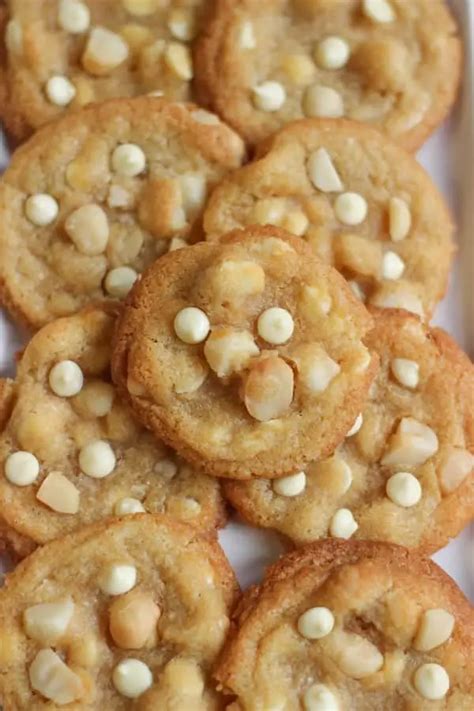 Cookies Chocolat Blanc Et Noix De Macadamia Elle Mijote Quelque Chose