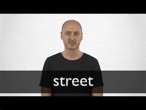 Hindi Translation of “STREET” | Collins English-Hindi Dictionary