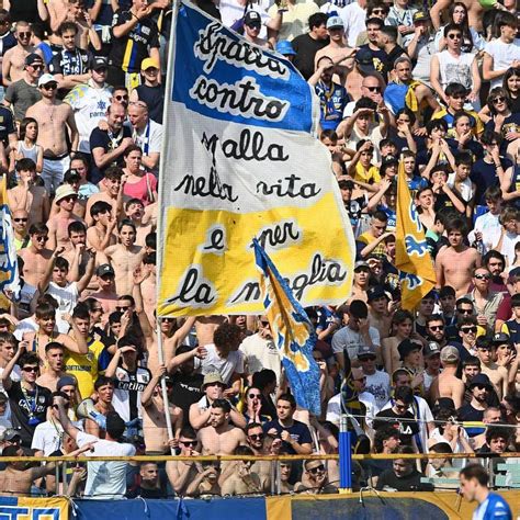 Instagram Forza Parma