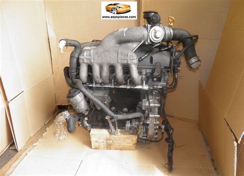 Moteur Complet VW T5 MULTIVAN 2 5 TDI AXD 130CH Aepspieces