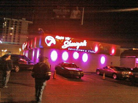 Deja Vu Showgirls Main Street Bwdop