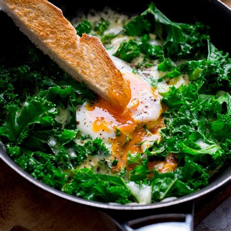 Creamy Eggs And Kale Breakfast Nicky S Kitchen Sanctuary