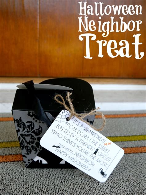 Easy Halloween neighbor gift - C.R.A.F.T.