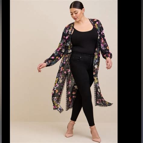 Torrid Kimonos And Yukatas Torrid Kimono Crepe Lace Trim Duster Plus