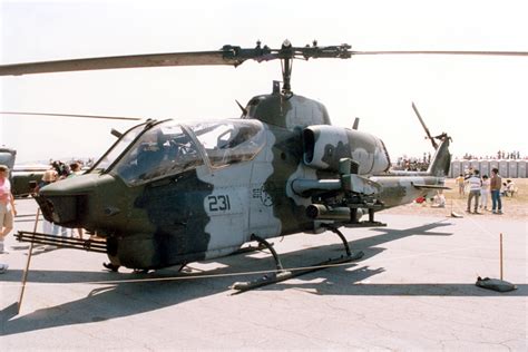 Bell Ah 1w Supercobra Close Support And Attack Helicopter