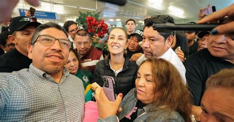 Militantes De Morena En EEUU Le Dan Una Calurosa Bienvenida A Claudia