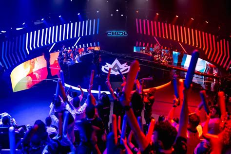 CBLOL 2024 Riot Games anuncia datas do 1º Split e novo formato nos