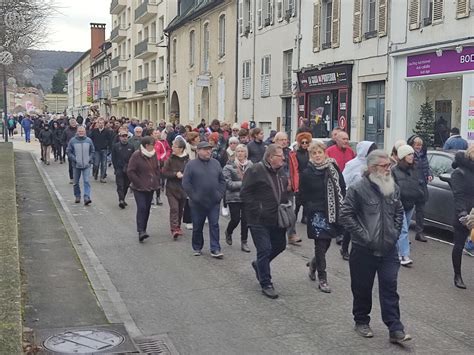 Vid O Lons Le Saunier Revivez La Manifestation Pour La D Fense De L