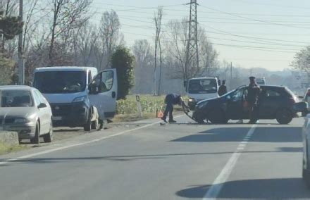 OZEGNA SAN GIORGIO CANAVESE Incidente Sulla Provinciale Due Mezzi