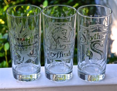 Harry Potter Etched Drinking Glasses Gryffindor Slytherin