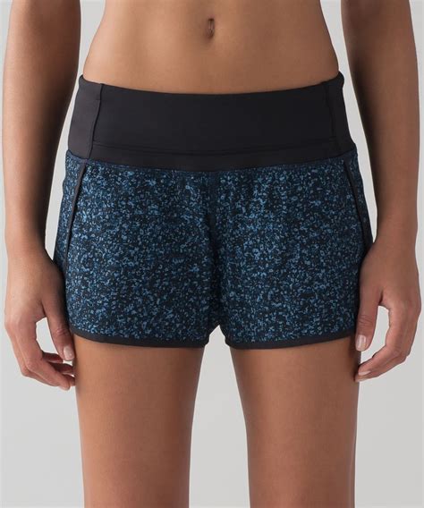 Lululemon Run Times Short 4 Way Stretch 4 Daisy Dust Illuminight