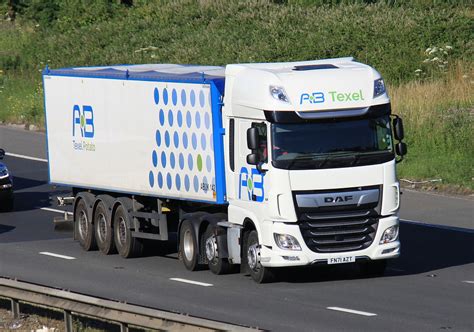 FN71AZT A B Texel DAF XF M5 Almondsbury 11 7 2022 Michael Jefferies