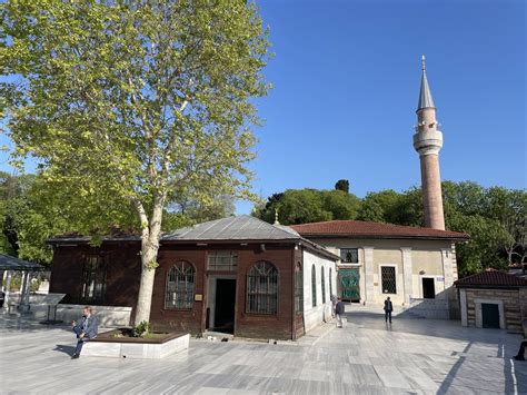 Hattatberk On Twitter Merkez Efendi Camii Ve T Rbesi