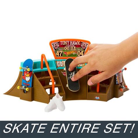 Hot Wheels Skate Stadium Skatepark Playset