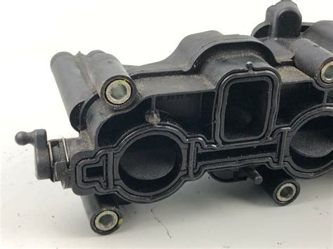 Audi A4 A5 VW Touareg Phaeton Left Side Air Intake Manifold Suction