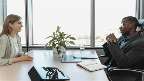 Porque A Empresa Deveria Me Contratar - Por Que a Empresa Deve Me Contratar? Saiba o que responder na entrevista