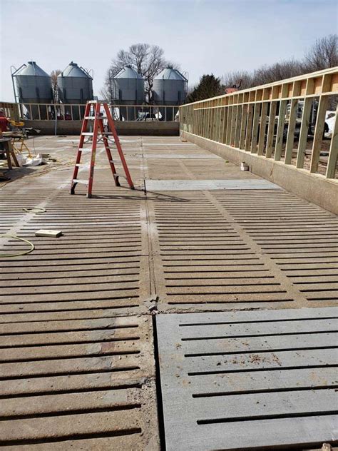 Hog Slats Concrete Slatted Floor Systems Hanson Silo Company