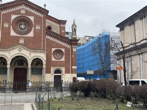 Milano Centro Storico Cantieri Corso Italia Dicembre 2022 Urbanfile