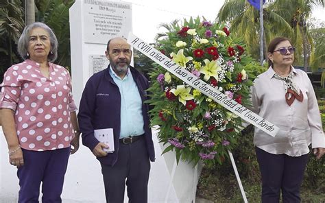 Unan Managua Rinde Homenaje Al Poeta Universal Rub N Dar O