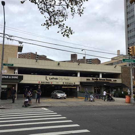 Lefrak City Plaza Elmhurst Queens Ny
