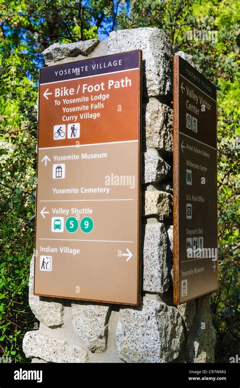 Sign in Yosemite Village, Yosemite National Park, California USA Stock Photo - Alamy