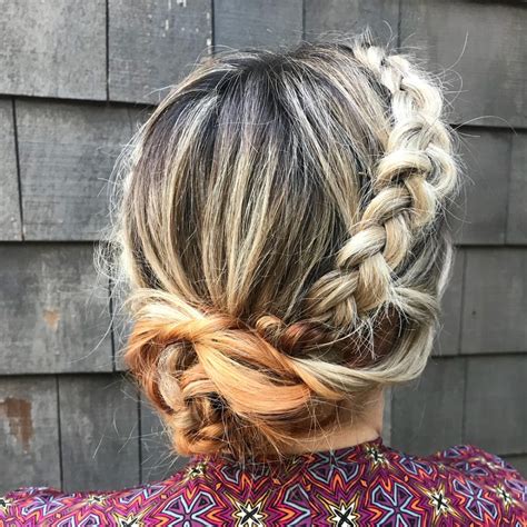 Top 26 Boho Hairstyles Trending In 2025 To Get That Bohemian Spirit Out