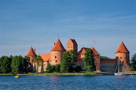 Premium Photo Trakai Island Castle In Lake Galve Lithuania