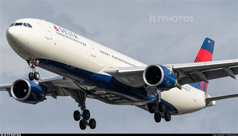 N Nw Airbus A Delta Air Lines Mateusz Jaros Jetphotos