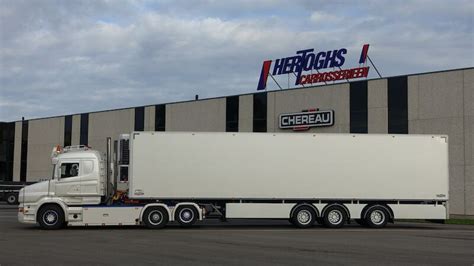 Projecten Hertoghs Carrosserie N Uniek Afgewerkte Chereau Oplegger