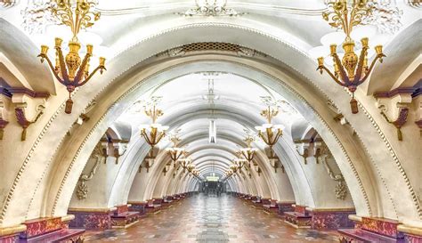 15 Most Beautiful Moscow Metro Stations (Top Tips & Guide)