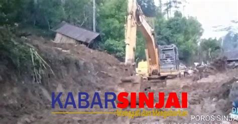 Kerahkan Eskavator Jalan Poros Sinjai Malino Sudah Bisa Dilalui