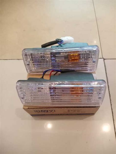 Lampu Sein Bamper Depan Suzuki Jimny Katana Sierra Carry Lazada