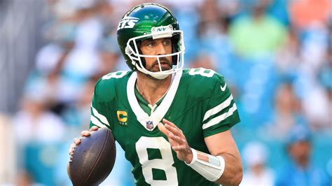 Aaron Rodgers signing 1-year deal with Steelers – NBC4 Washington