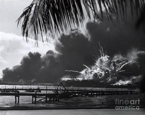 Uss Shaw Pearl Harbor December 7 1941 Photograph By Photo