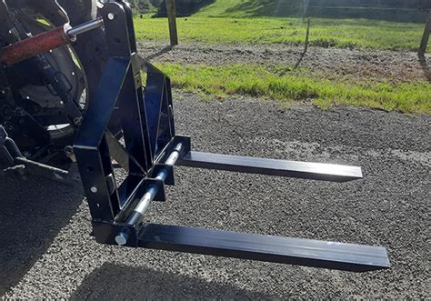 Landmax Three Point Linkage Pallet Forks Kgs