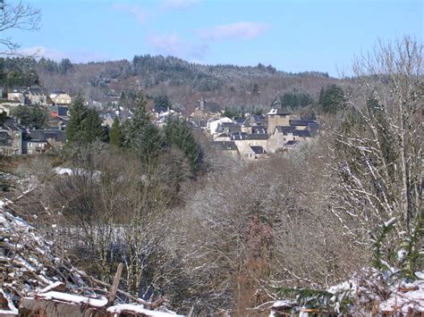 CORREZE parfois en hiver Mairie de Corrèze