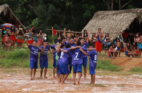 Comunidades Ind Genas Do Amap Disputam Ii Copa Waj Pi De Futebol