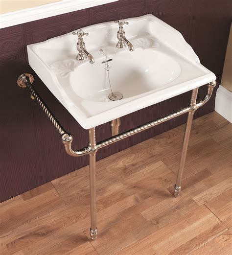 Silverdale 635mm Basin And Chrome Basin Stand Vctrastndchr